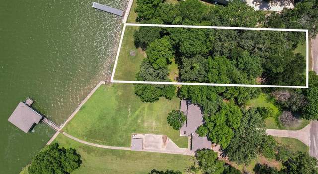 Photo of 106 Hulan Dr, Kerens, TX 75144