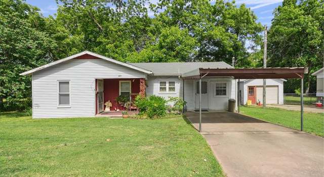 Photo of 801 N Newsom St, Mineola, TX 75773