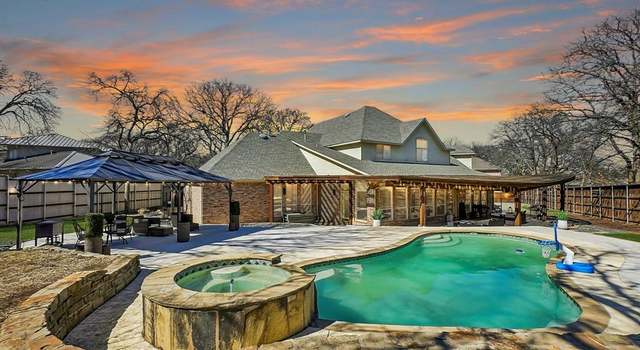 Photo of 208 Wellington Oaks Pl, Denton, TX 76210
