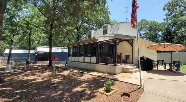 Photo of 7143 Pakuna Dr, Mabank, TX 75156