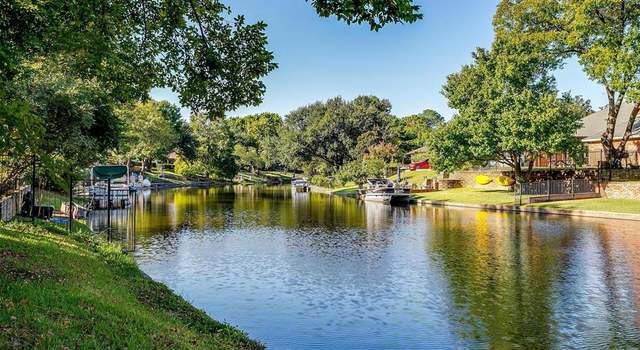 Photo of 1308 Crowley Rd, Arlington, TX 76012