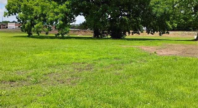 Photo of 306 SE Front St, Edgewood, TX 75117