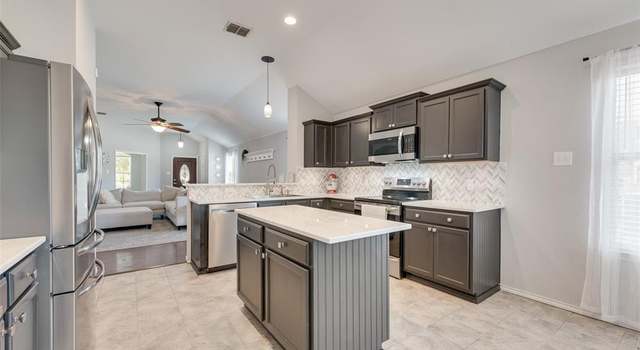 Photo of 1101 Mount Olive Ln, Forney, TX 75126