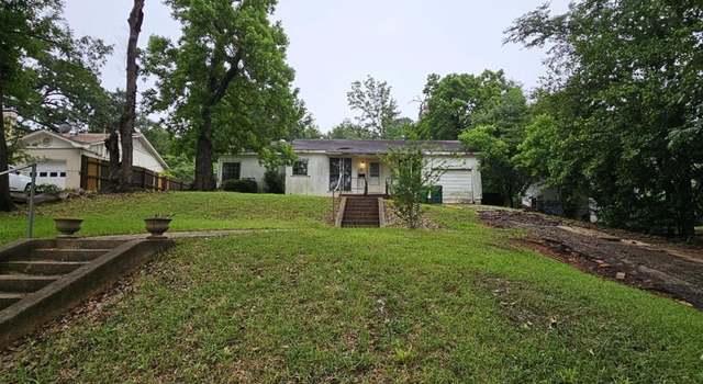 Photo of 1016 Woodland Dr, Palestine, TX 75801