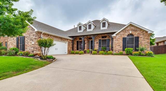 Photo of 8004 Wildrock Dr, Arlington, TX 76001