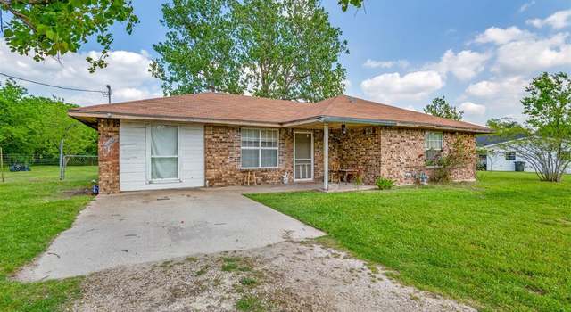 Photo of 681 Lakeview Dr, Palmer, TX 75152