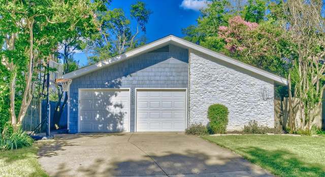 Photo of 2205 Chelsea Rd, Fort Worth, TX 76103