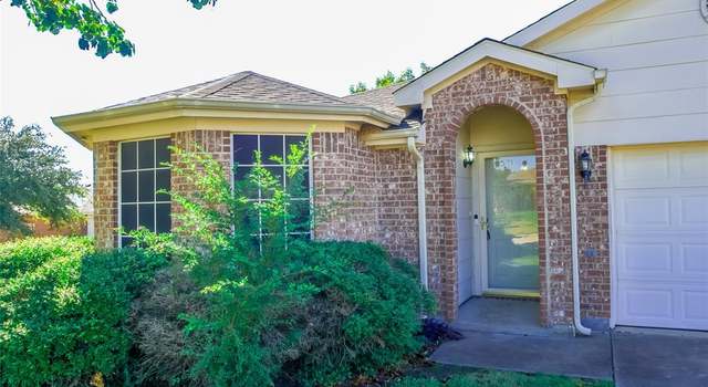 Photo of 2748 Brea Canyon Rd, Fort Worth, TX 76108