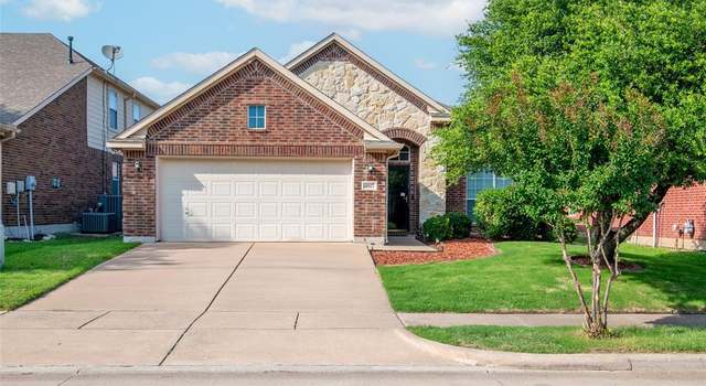 Photo of 4017 Summerhill Ln, Fort Worth, TX 76244