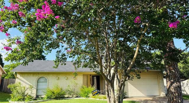 Photo of 905 Via Avenida, Mesquite, TX 75150