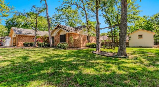 Photo of 223 Enchanted Dr, Enchanted Oaks, TX 75156