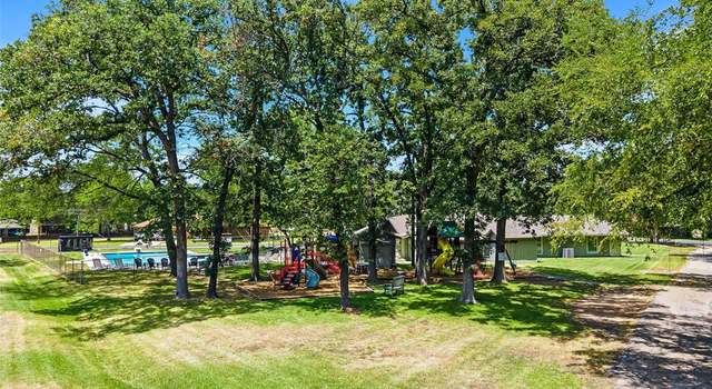 Photo of 223 Enchanted Dr, Enchanted Oaks, TX 75156