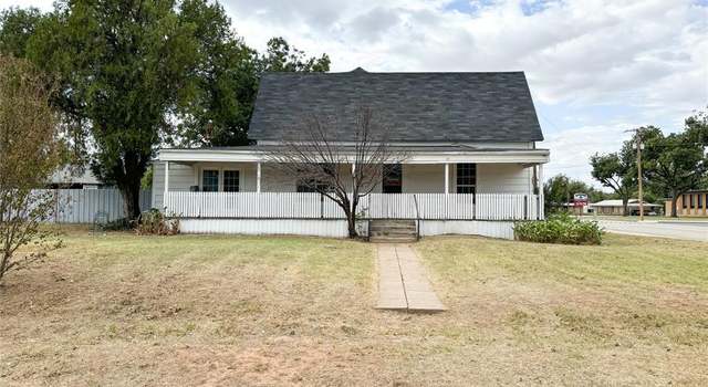 Photo of 511 N Tackitt St, Seymour, TX 76380