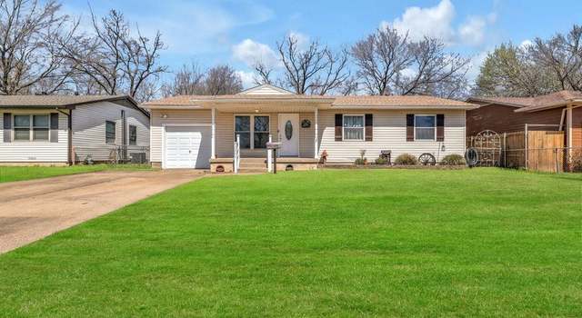 Photo of 2203 Dennis St, Irving, TX 75062