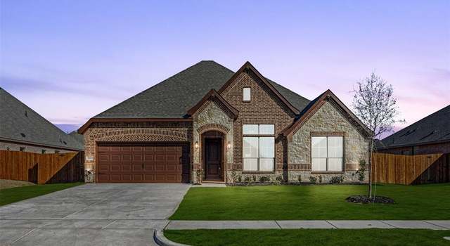 Photo of 909 Meadow View Dr, Cleburne, TX 76033