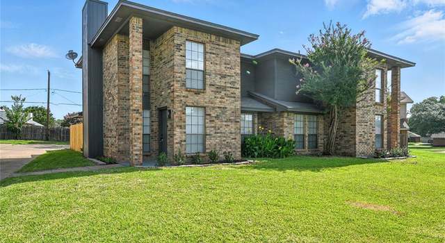 Photo of 5717 Red Cactus Ct, Arlington, TX 76017