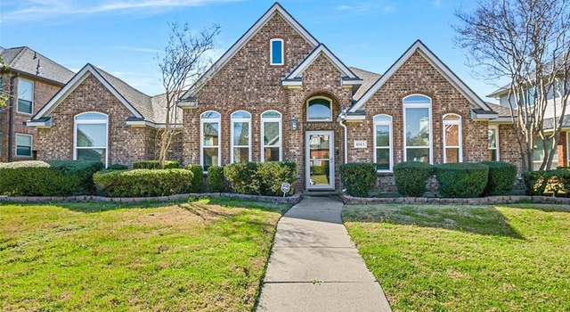 Photo of 1013 Hunters Creek Dr, Carrollton, TX 75007