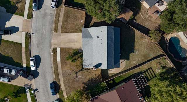 Photo of 1705 Yorktown Dr, Arlington, TX 76014