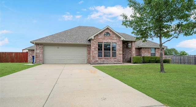 Photo of 105 Universal Dr, Fate, TX 75189