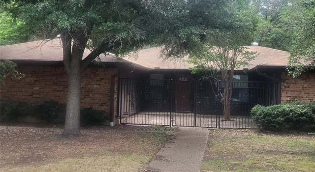 Photo of 6317 Whitman Ave, Fort Worth, TX 76133