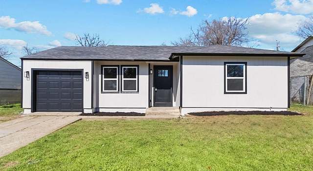 Photo of 2413 Moresby St, Fort Worth, TX 76105