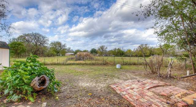 Photo of 339 N 1st St, Point, TX 75472