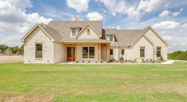 Photo of 179 Cedar Mountain Dr, Weatherford, TX 76085