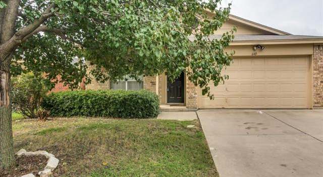 Photo of 640 Blueberry Hill Ln, Mansfield, TX 76063