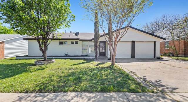 Photo of 2408 Gilbert Cir, Arlington, TX 76010