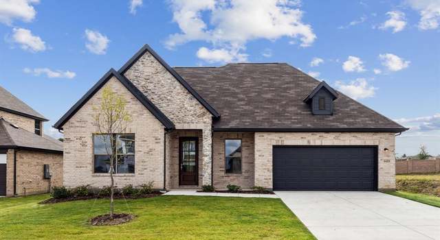 Photo of 1422 Golden Meadow Dr, Van Alstyne, TX 75495