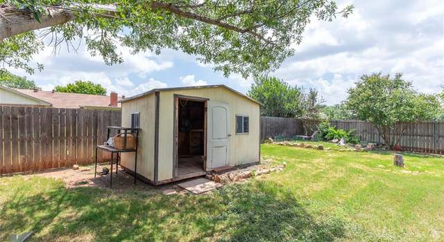 Photo of 809 Chanticleers Ln, Abilene, TX 79602