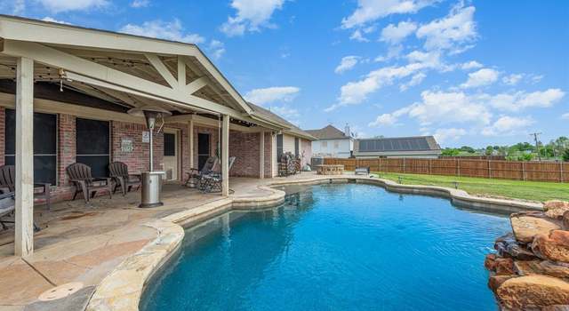 Photo of 200 Western Dr, Fate, TX 75189