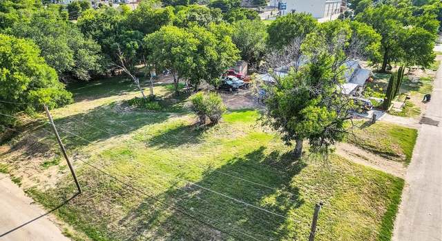 Photo of 1818 E Tucker St, Fort Worth, TX 76104