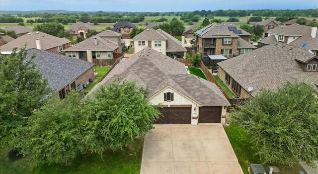 Photo of 827 Silverthorne Dr, Burleson, TX 76028