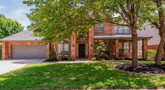 Photo of 2702 Cliffwood Dr, Grapevine, TX 76051