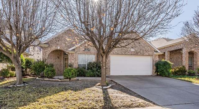 Photo of 1014 Shortleaf Pine Dr, Arlington, TX 76012