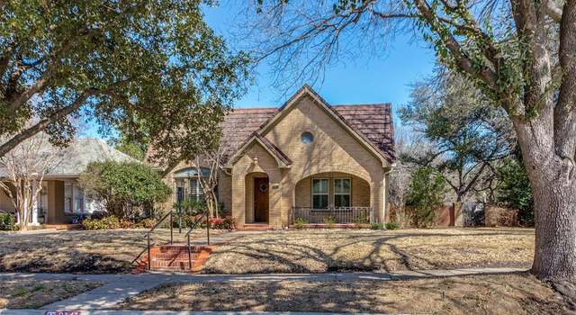 Photo of 2141 Warner Rd, Fort Worth, TX 76110