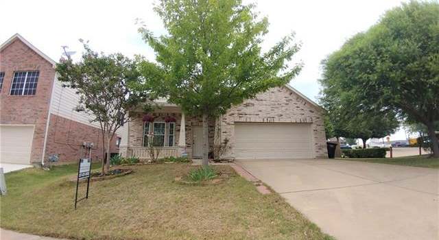 Photo of 5621 Starwood Ct, Fort Worth, TX 76137