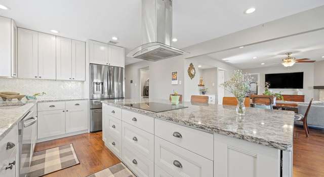 Photo of 2125 Bentley Dr, Flower Mound, TX 75028