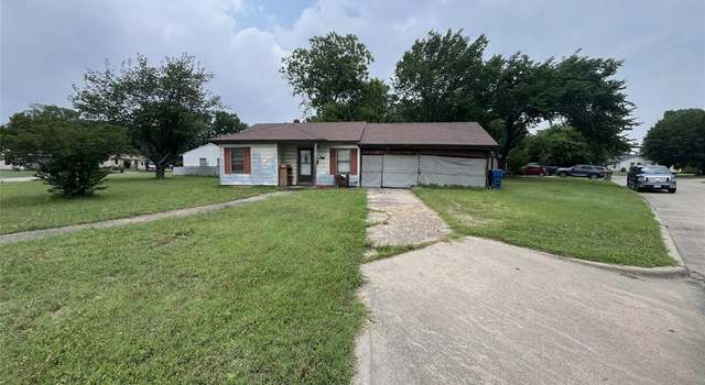Photo of 1716 Globe Ave, Blue Mound, TX 76131