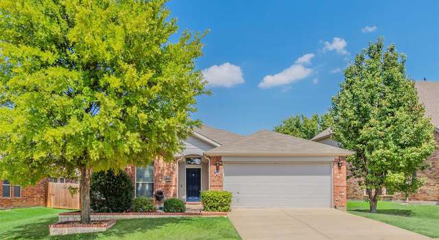 Photo of 801 Lake Forest Trl, Little Elm, TX 75068