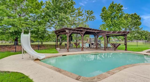 Photo of 10115 W Dublin Dr, Forney, TX 75126