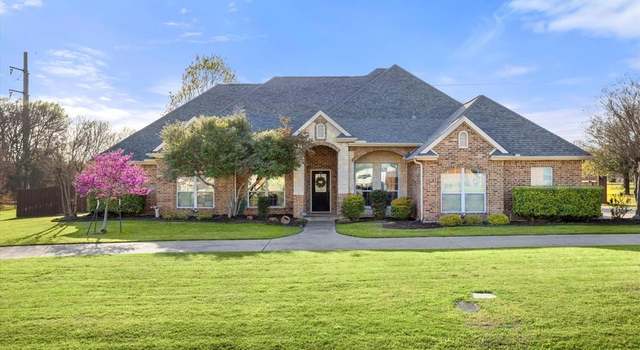 Photo of 1925 Willow Bend Dr, Red Oak, TX 75154