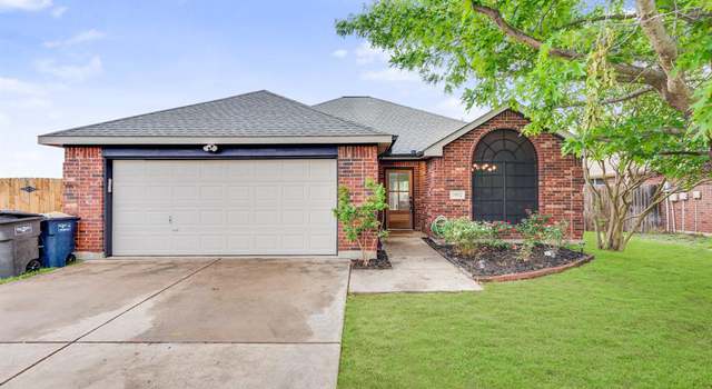 Photo of 7952 Crouse Dr, Fort Worth, TX 76137