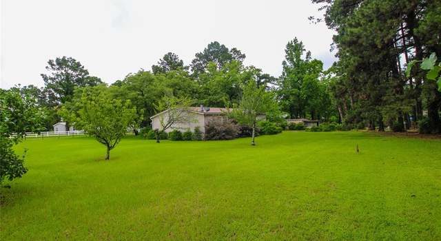 Photo of 2678 Oak Trail Shores Dr, Chandler, TX 75758