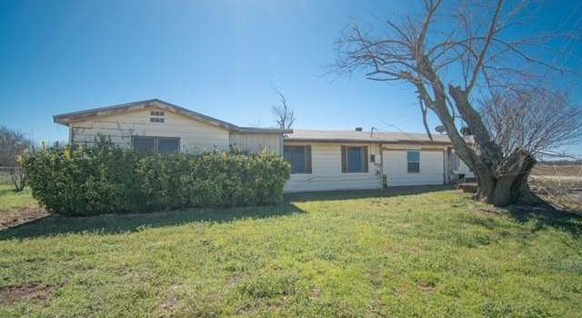 Photo of 1002 Eagle Dr, Eddy, TX 76524