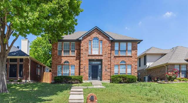 Photo of 1121 Emily Ln, Carrollton, TX 75010
