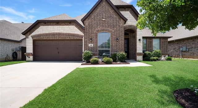 Photo of 129 Colonial Dr, Joshua, TX 76058