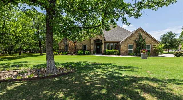 Photo of 466 Ellis Creek Ln, Weatherford, TX 76085