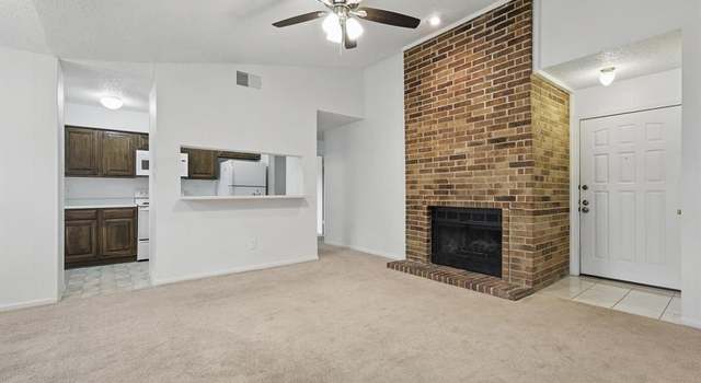 Photo of 2000 Willoughby Ln #5520, Arlington, TX 76011